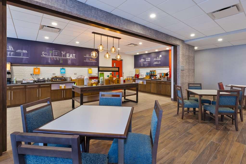 Hampton Inn Cape Cod Canal Bourne Restaurant foto